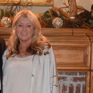 Meet your Posher, Carolyn